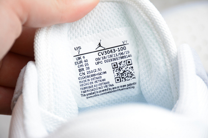 Air Jordan 1 Low “Paris” CV3043-100