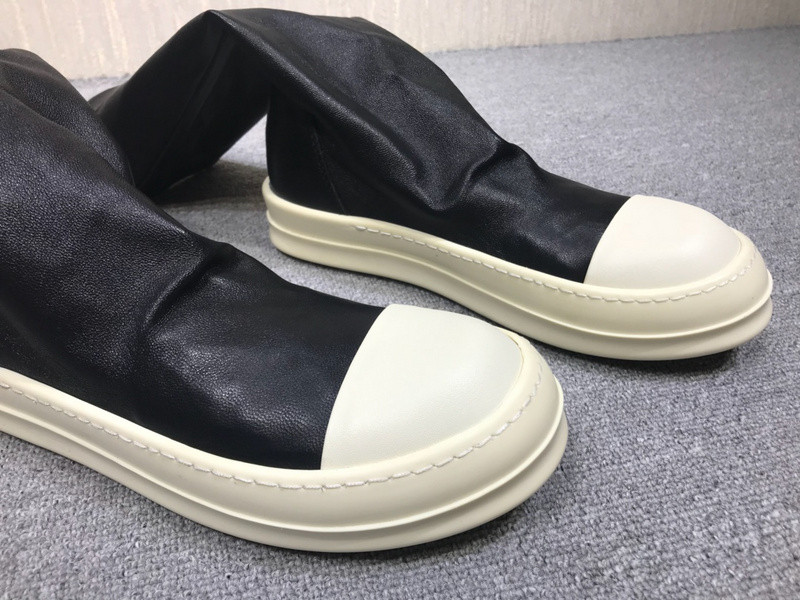 RO Sneakers Black Mid