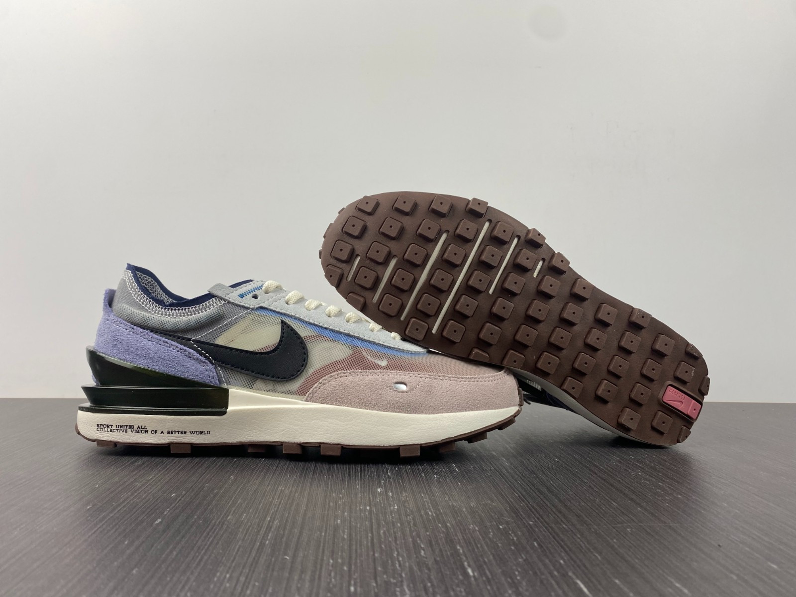 Nike Waffle One “The Great Unity” DM5446-701