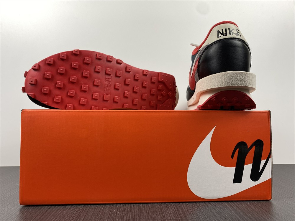 Undercover x Sacai x Nk LDWaffle 2.0 DJ4877-300