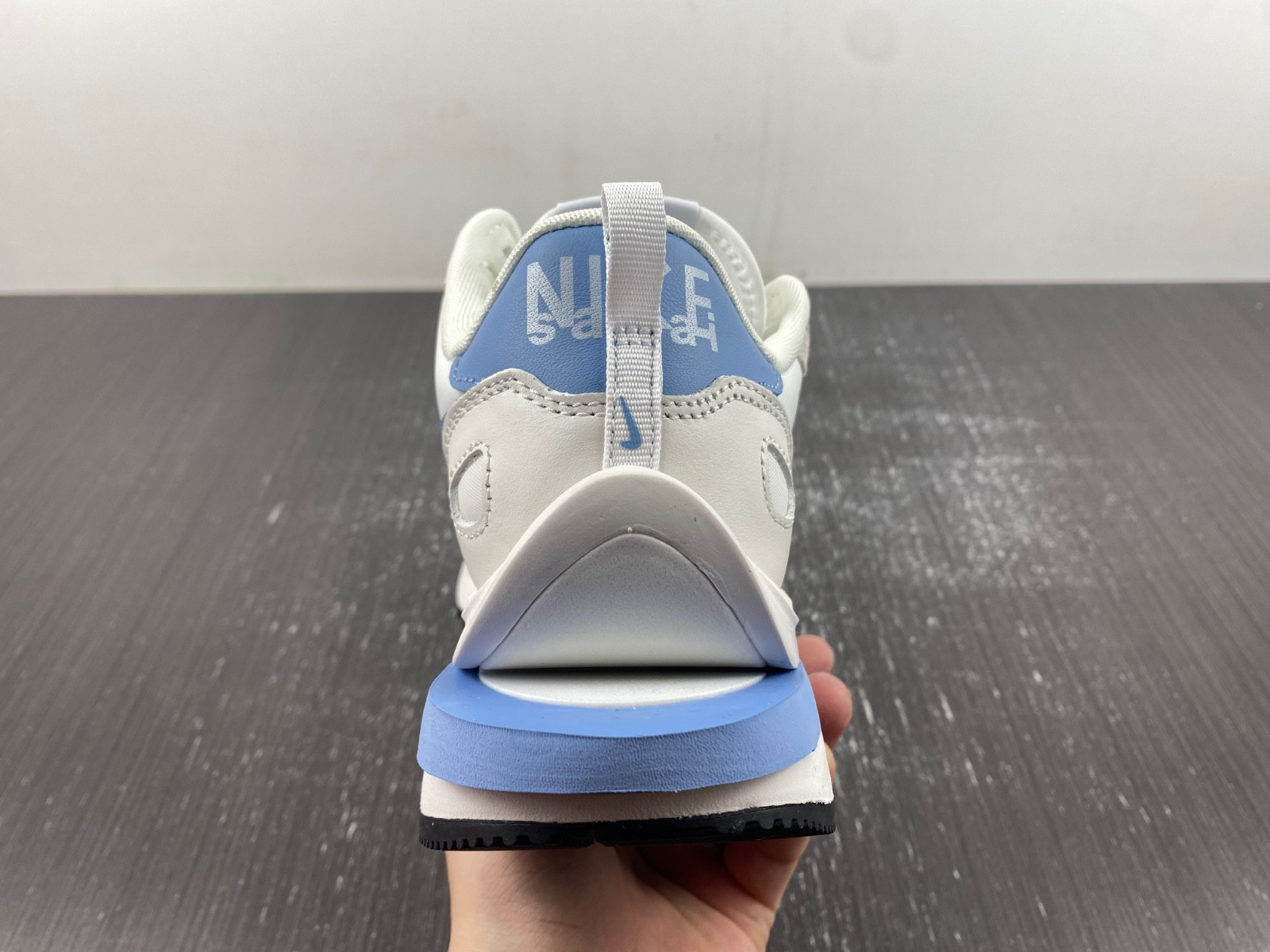 Sacai x Nike DD1875-112