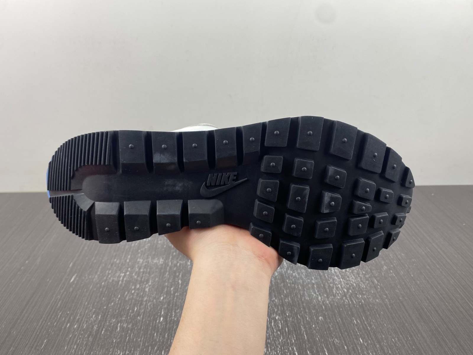 Sacai x Nike DD1875-112