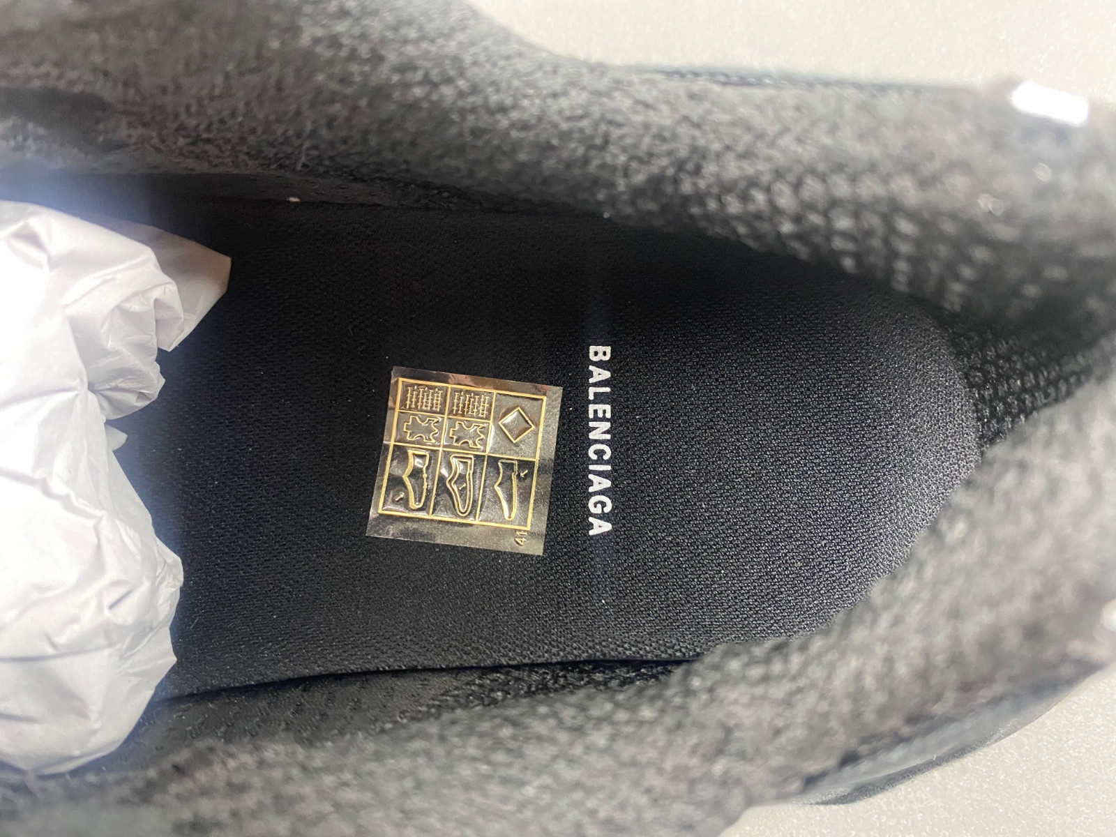 Ba*len*cia*ga phantom sneaker 734734 w3xl1 1090