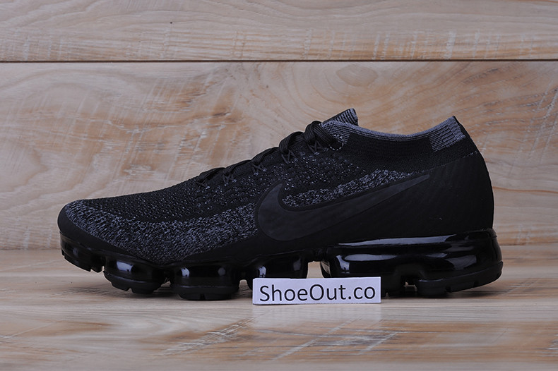 Nike Air Vapormax Flyknit "triple Black" 899473-003