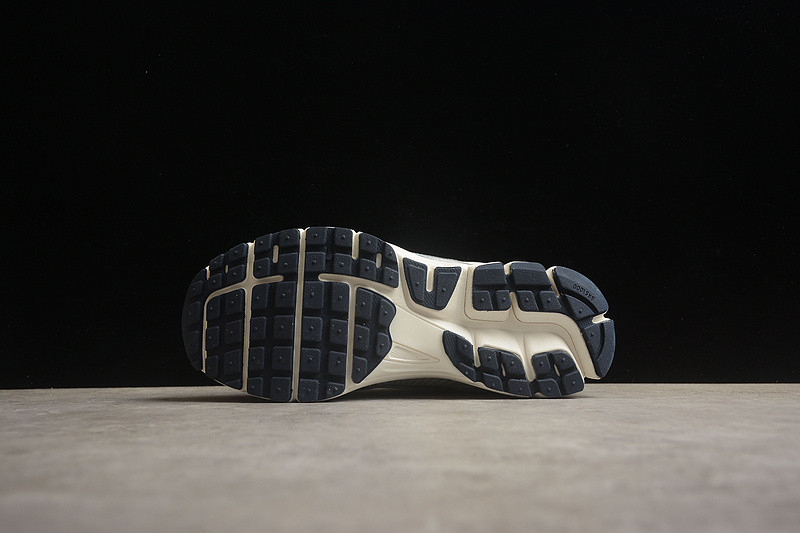 Nike Zoom 5 FD0884-025