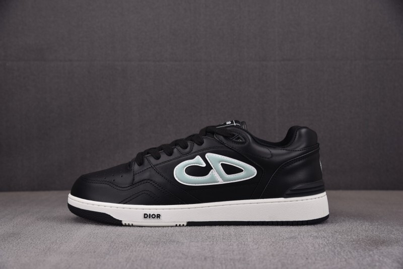 DR B57 Sneaker