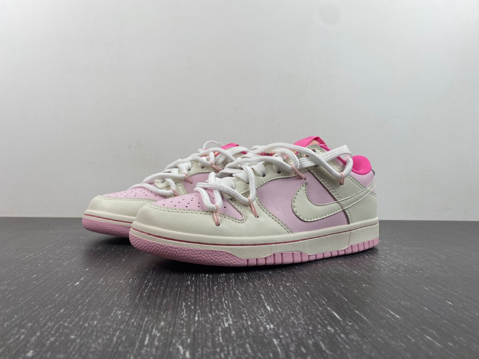 Nike Dunk Low DH9765-200-01